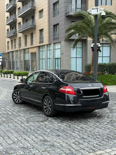 Nissan Teana-6