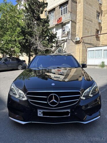 Mercedes E 250 4MATIC-1