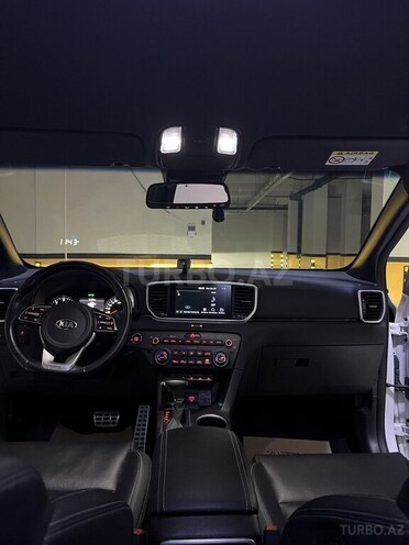 Kia Sportage-21