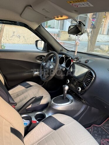Nissan Juke-12