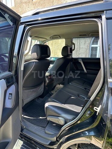 Toyota Land Cruiser Prado 2010, 260,000 km - 2.7 л - Quba