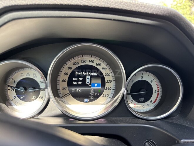Mercedes E 250 4MATIC-14