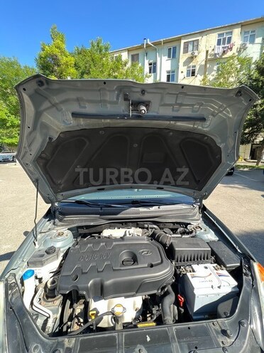 Hyundai Accent-6