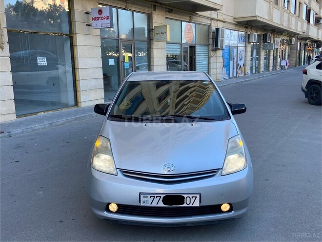 Toyota Prius-1