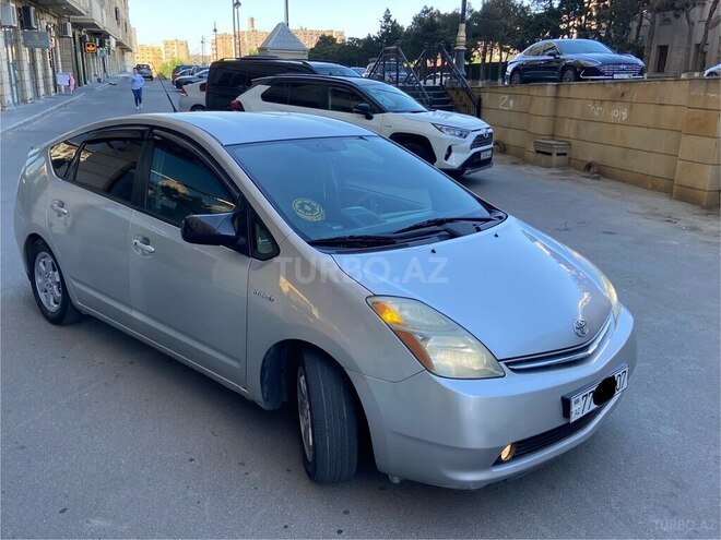 Toyota Prius-10