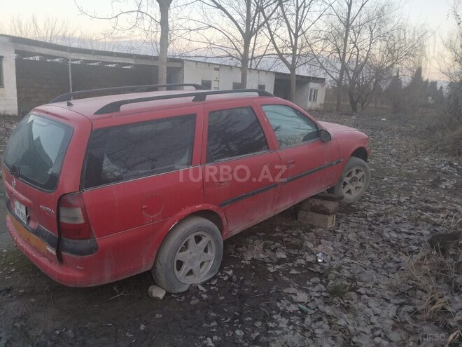 Opel Astra-2
