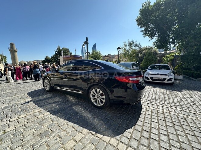 Hyundai Azera-6