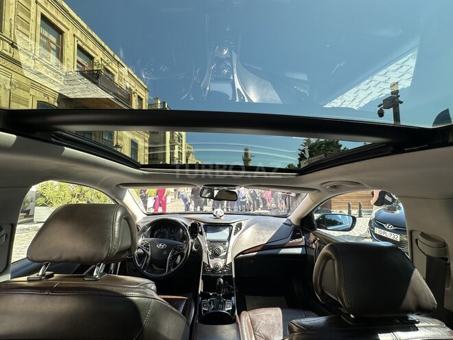 Hyundai Azera-8