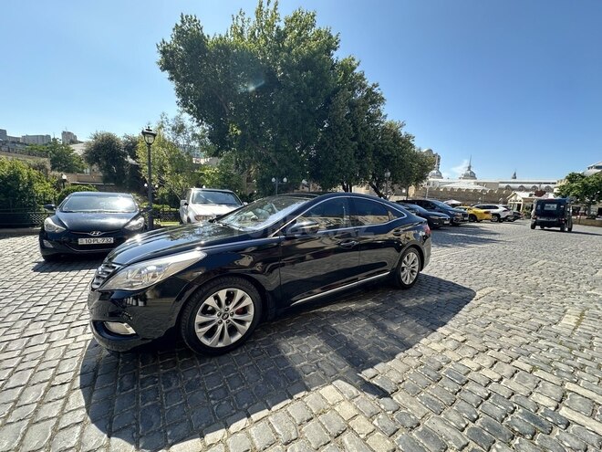 Hyundai Azera-5