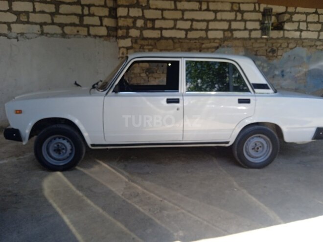 LADA (VAZ) 2107-3