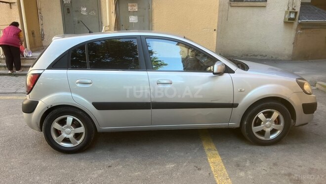Kia Rio-3