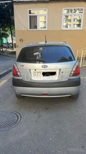 Kia Rio-12