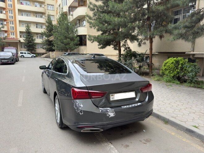 Chevrolet Malibu-6