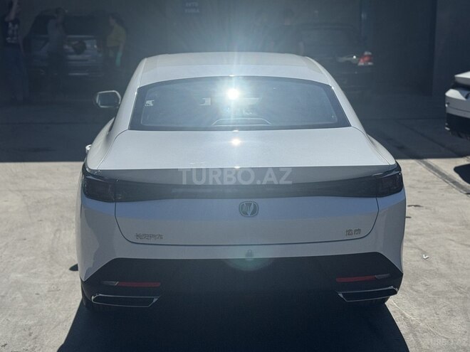 Changan Eado-8