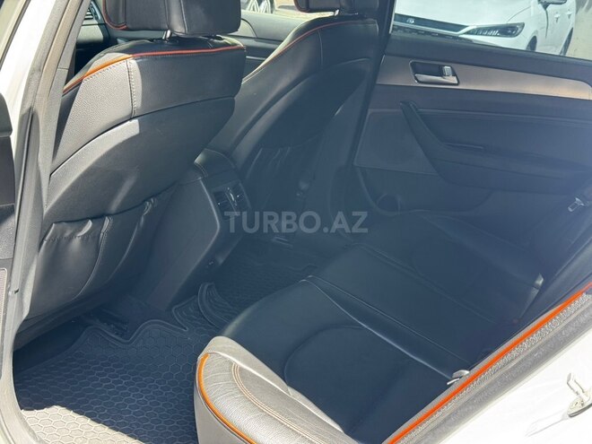 Hyundai Sonata-7