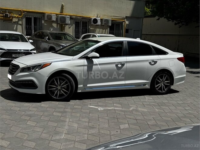 Hyundai Sonata-5