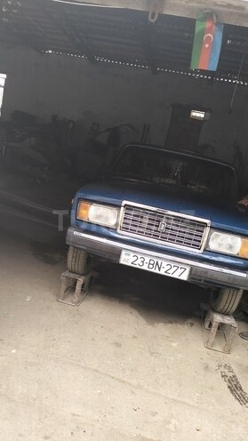 LADA (VAZ) 2107-1