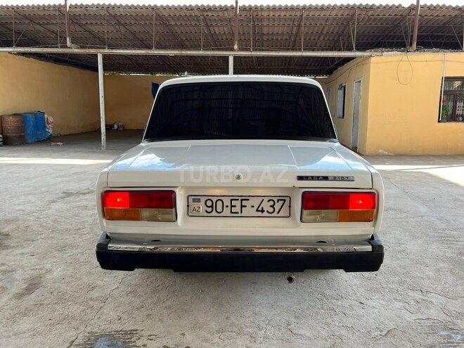 LADA (VAZ) 2107-5