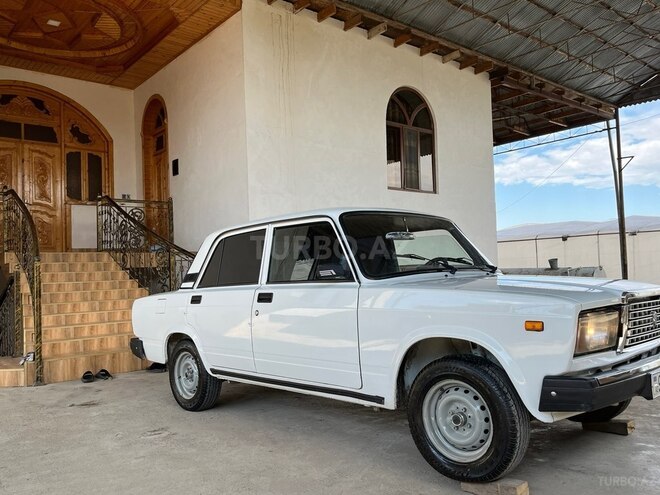 LADA (VAZ) 2107-8