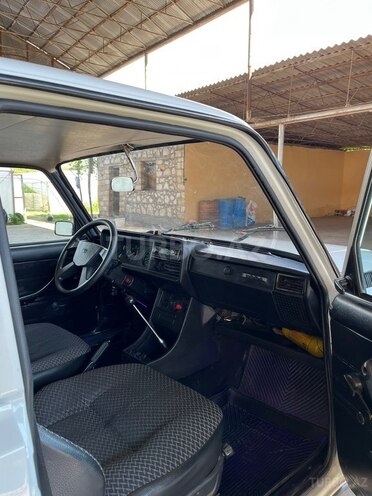 LADA (VAZ) 2107-13