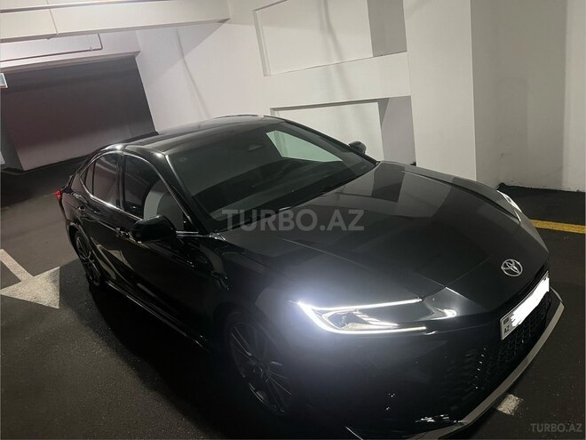 Toyota Camry-1