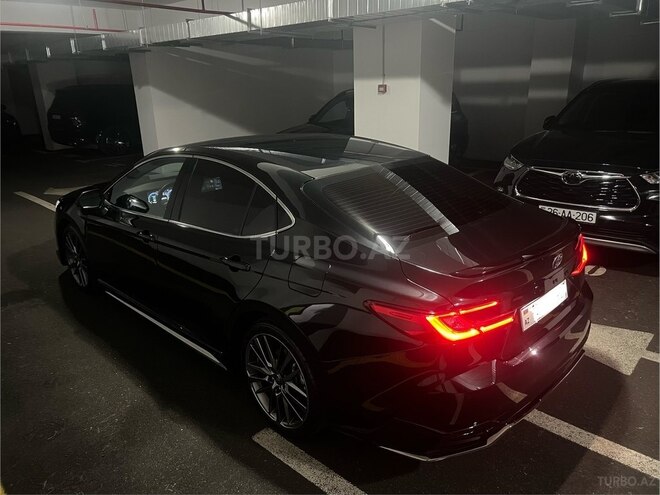 Toyota Camry-3