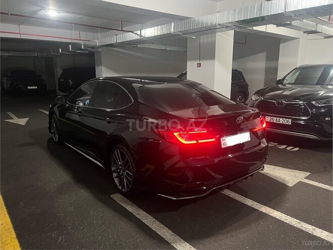 Toyota Camry-6