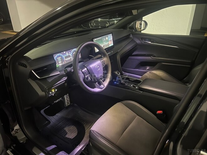 Toyota Camry-11