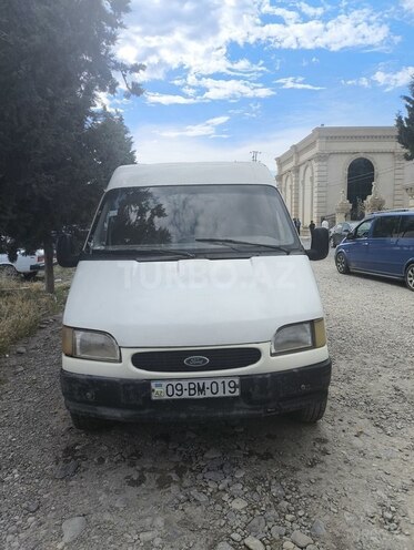 Ford Transit-1