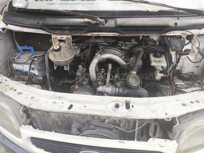 Ford Transit-3