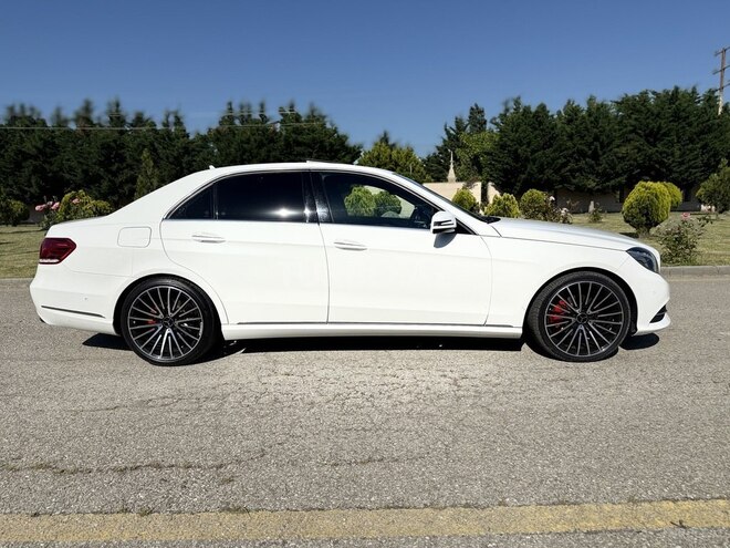 Mercedes E 220-5