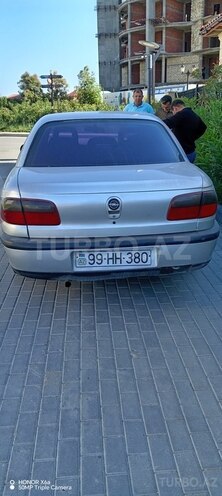Opel Omega-2