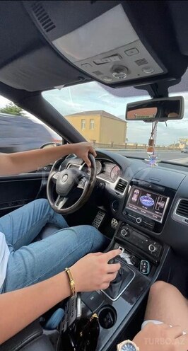 Volkswagen Touareg-7