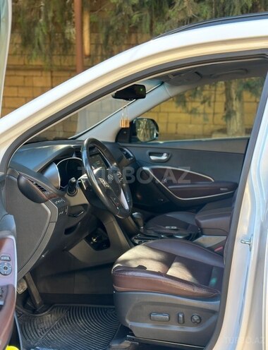 Hyundai Santa Fe-6