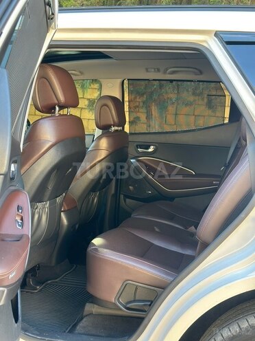 Hyundai Santa Fe-7