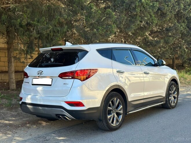 Hyundai Santa Fe-4