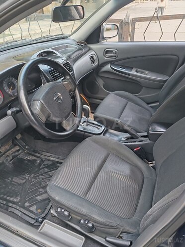 Nissan Sunny-11