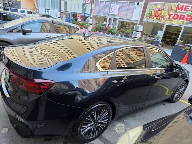 Kia Cerato-5