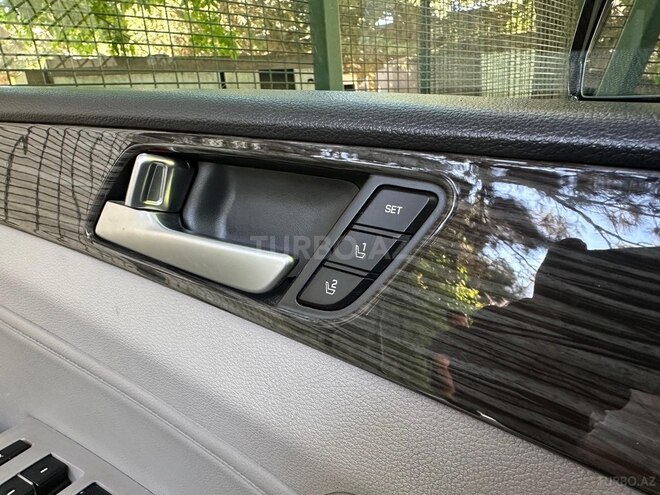 Hyundai Sonata-20