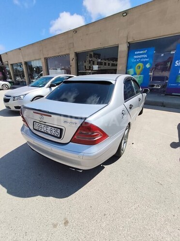 Mercedes C 200-2