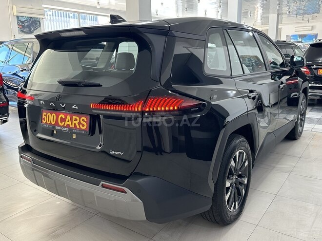 Toyota RAV4-8