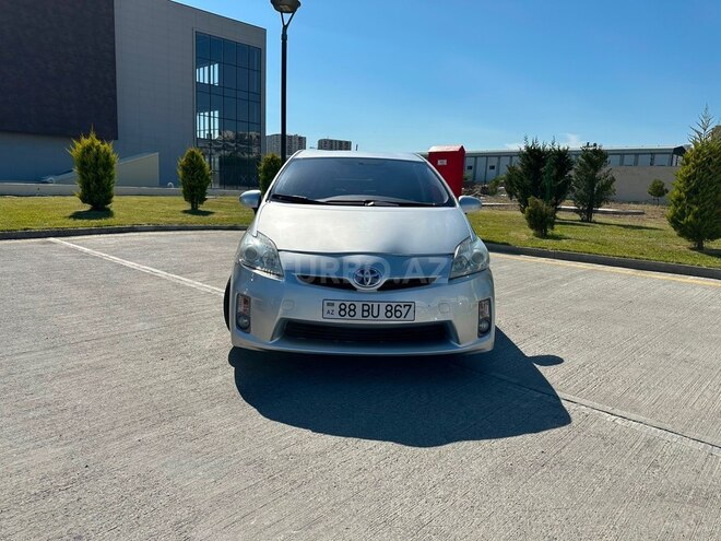 Toyota Prius-6