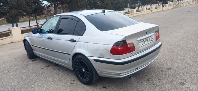 BMW 318-3