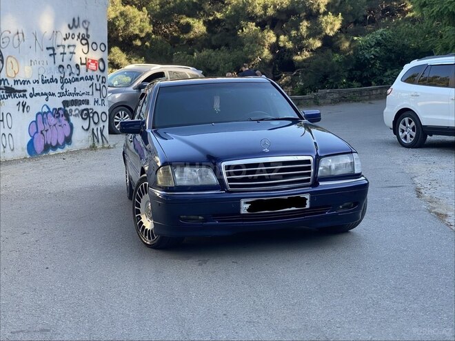 Mercedes C 240-1