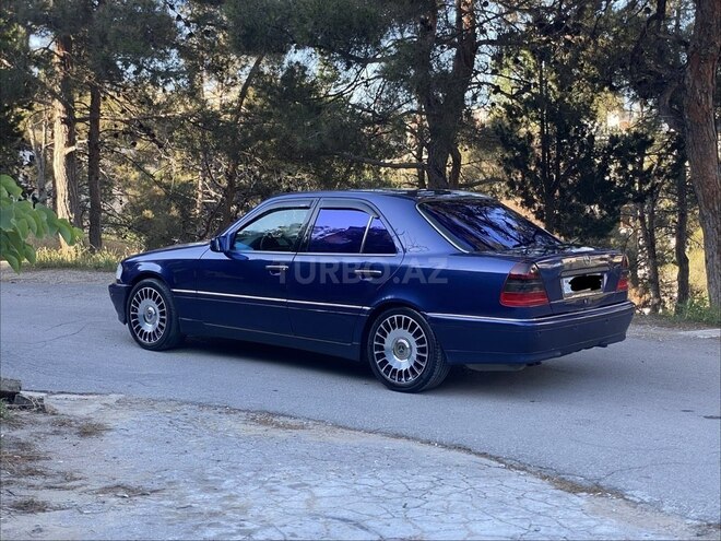 Mercedes C 240-4