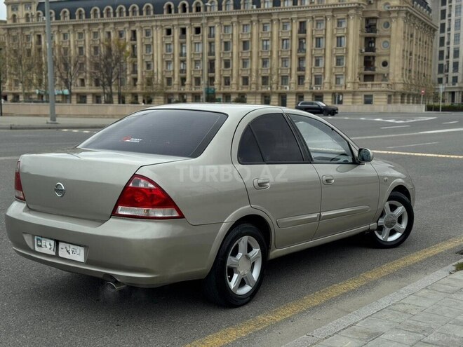 Nissan Sunny-4