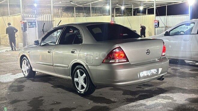 Nissan Sunny-2