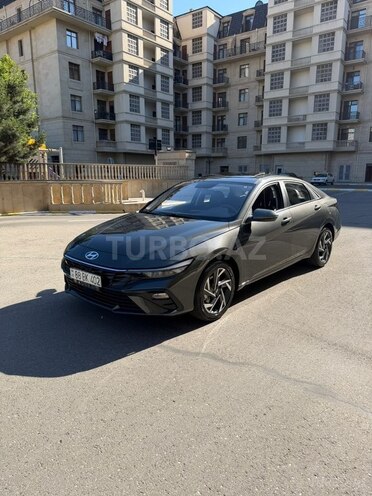 Hyundai Elantra-8