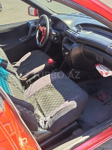 Opel Astra-13