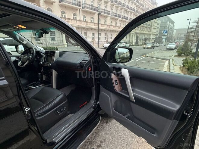 Toyota Land Cruiser Prado 2012, 260,000 km - 4.0 л - Bakı